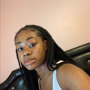 Meet your Posher, Samiya